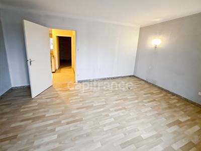 Maison de ville - 75 m² - 3 pièces