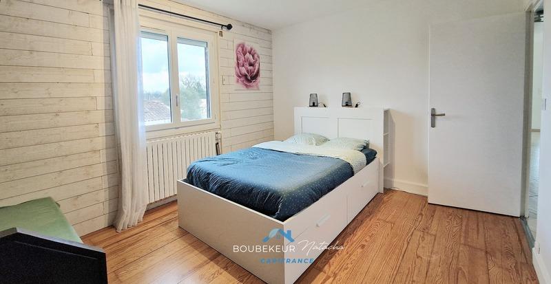 Maison - 252 m² - 8 pièces