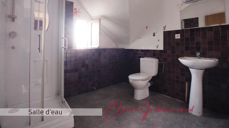 Maison - 96 m² - 5 pièces