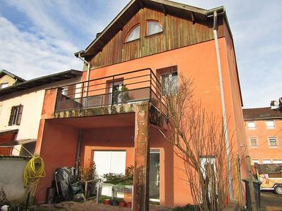 Maison - 210 m² - 6 pièces