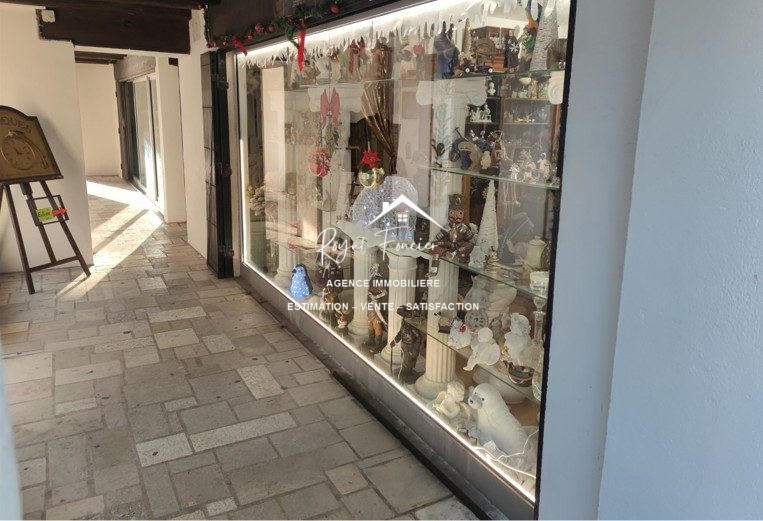 Maison ancienne - 64 m² - 1 pièce