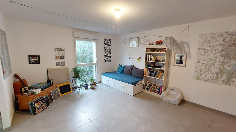 Appartement - 93 m² - 5 pièces