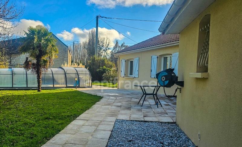 Maison - 151 m² - 9 pièces