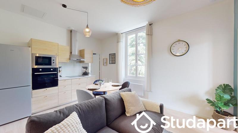 Chambre - 9 m² - 1 pièce