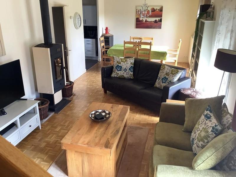 Maison - 140 m² - 5 pièces