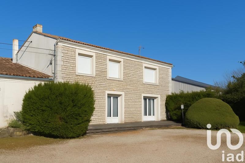 Maison - 121 m² - 5 pièces