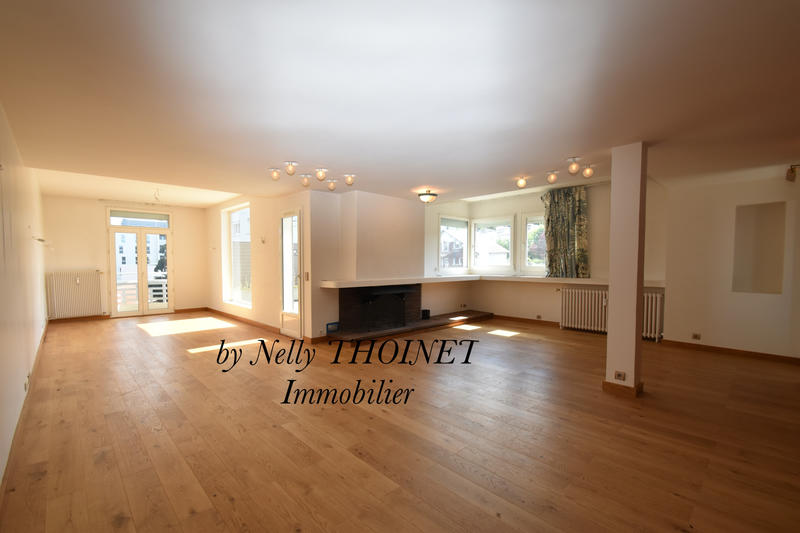 Appartement - 141 m² - 5 pièces