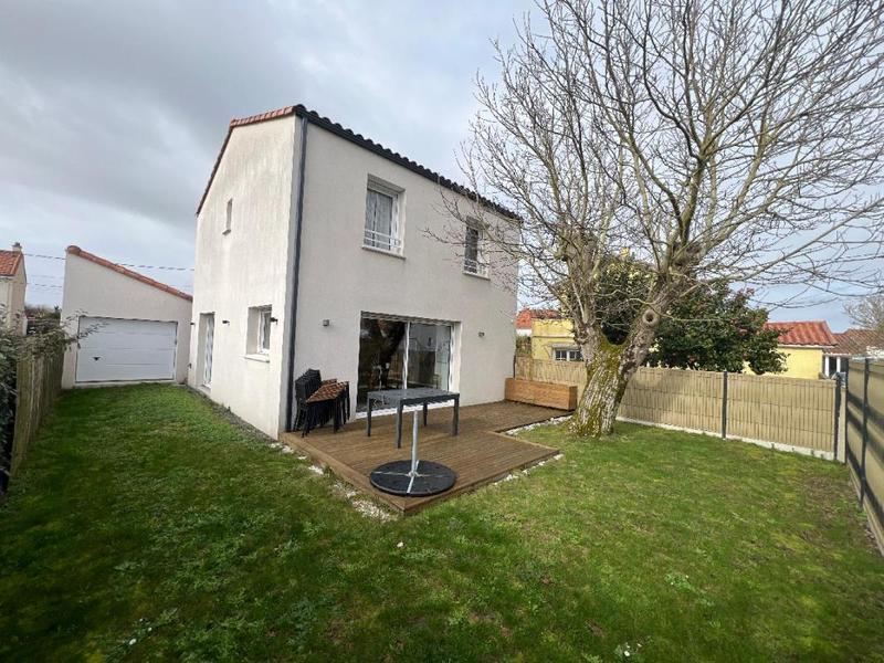 Maison - 102 m² - 5 pièces