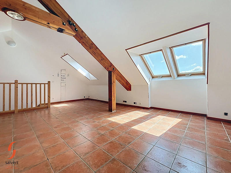 Immeuble - 8 pièces