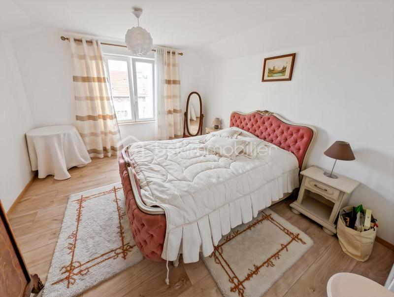 Maison - 135 m² - 6 pièces