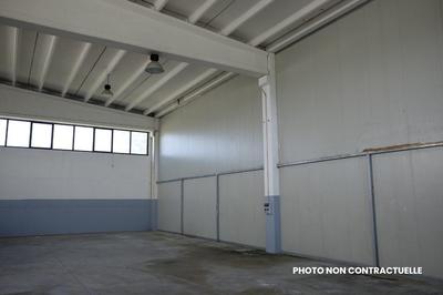 Local d'activités - 106 m²