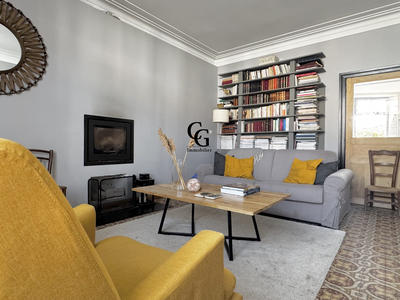 Maison - 246 m² - 8 pièces