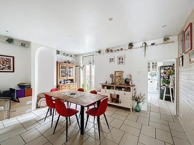 Maison - 136 m² - 6 pièces