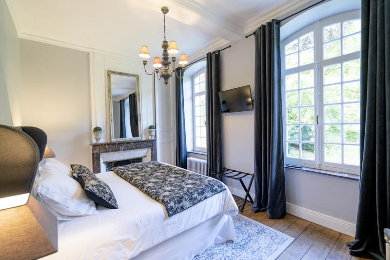 Château - 404 m² - 14 pièces