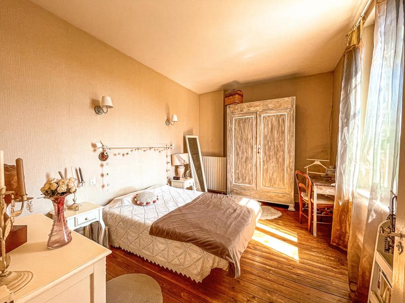 Maison de ville - 157 m² - 8 pièces