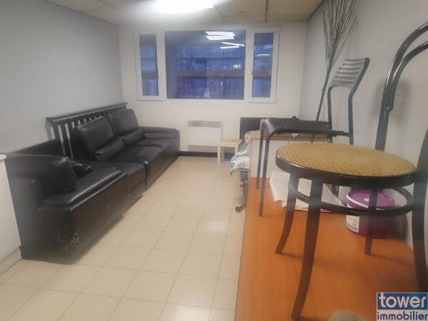 Fonds de commerce - Magasins - 150 m²