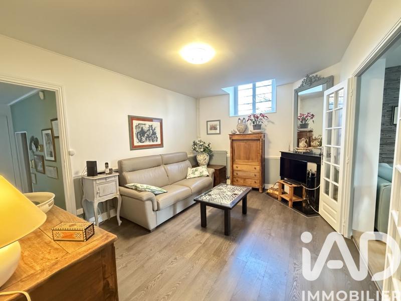 Maison - 165 m² - 8 pièces