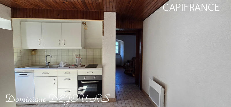 Maison - 280 m² - 13 pièces