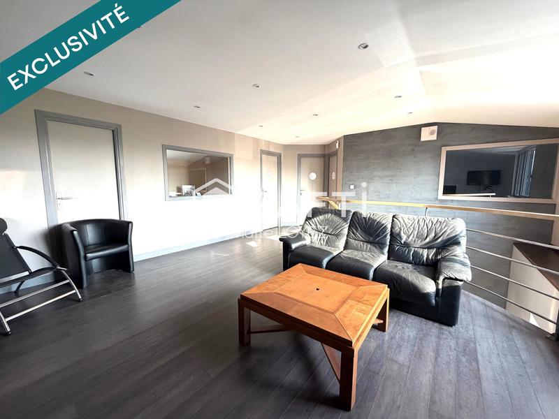 Local commercial - 240 m² - 4 pièces