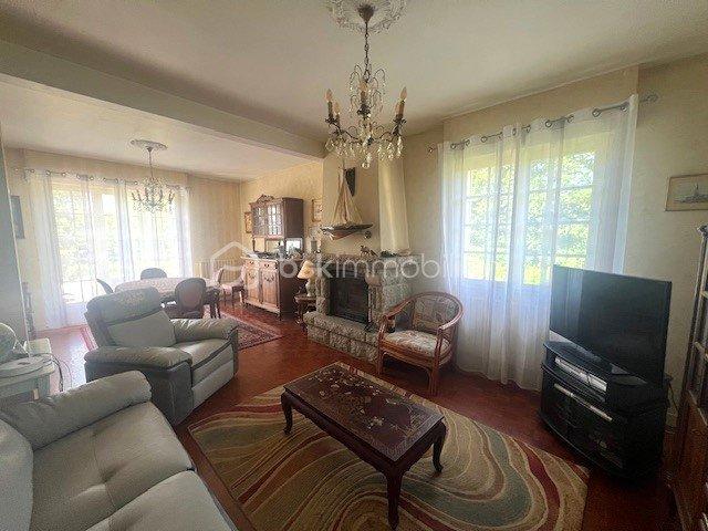 Maison - 106 m² - 5 pièces