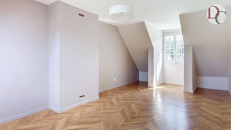 Maison - 160 m² - 7 pièces