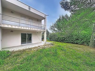 Villa - 97 m² - 4 pièces