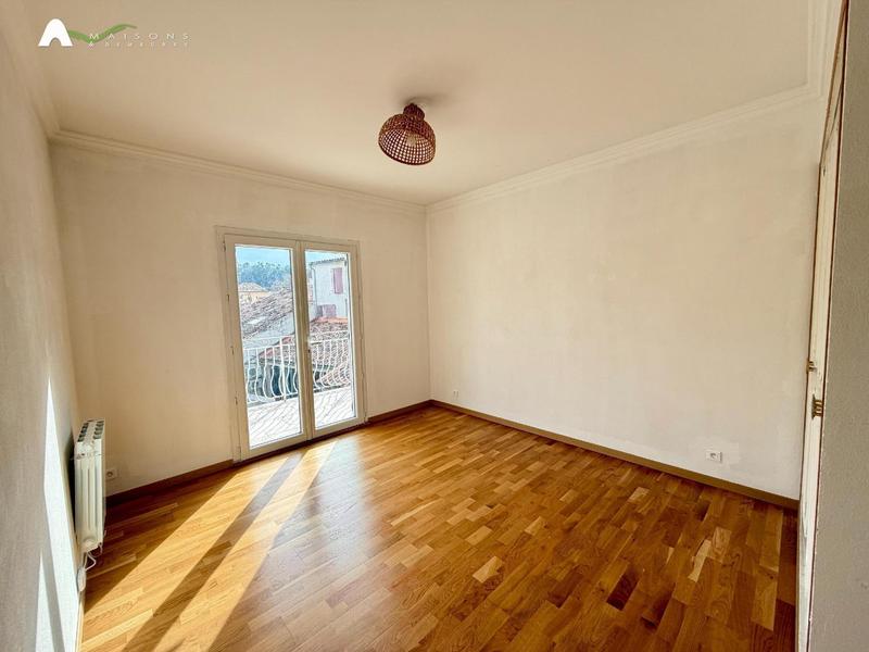 Appartement - 106 m² - 4 pièces