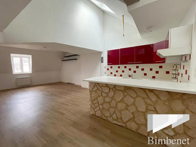 Appartement - 70 m² - 3 pièces