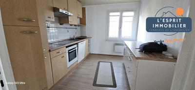 Maison - 88 m² - 5 pièces