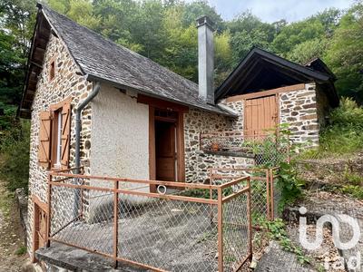 Maison de village - 140 m² - 1 pièce