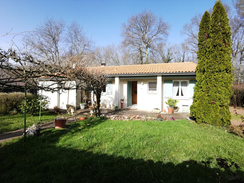 Maison traditionnelle - 115 m² - 6 pièces