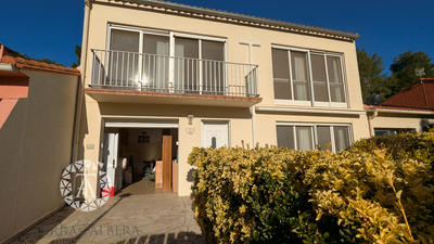 Villa - 152 m² - 6 pièces