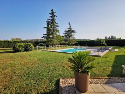 Villa - 151 m² - 6 pièces