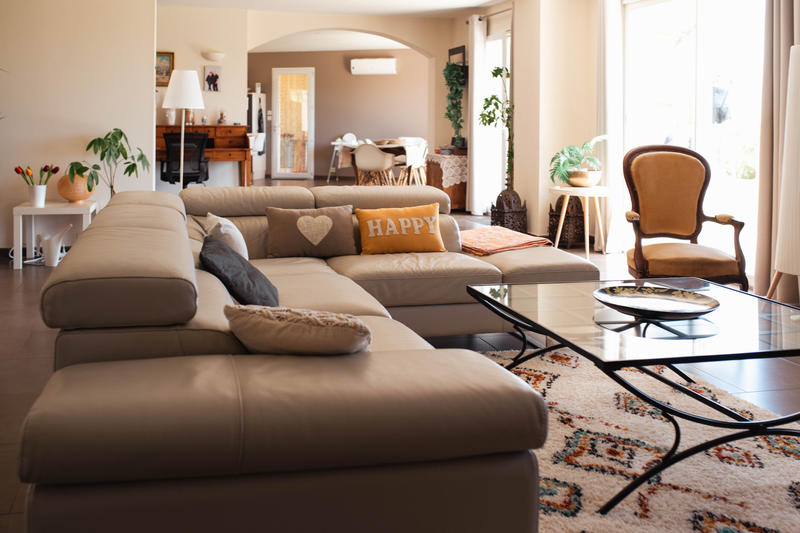 Maison - 250 m² - 11 pièces