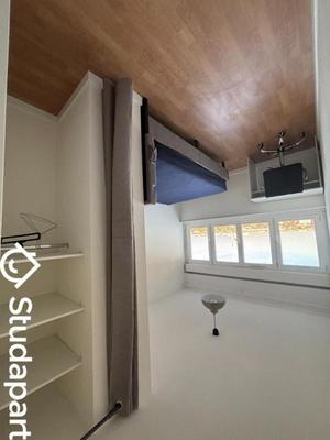 Chambre - 12 m² - 1 pièce