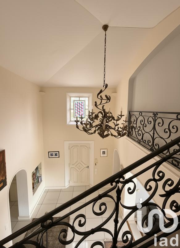 Maison de maîtres - 320 m² - 10 pièces