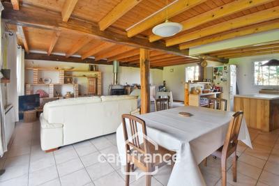 Maison - 120 m² - 4 pièces