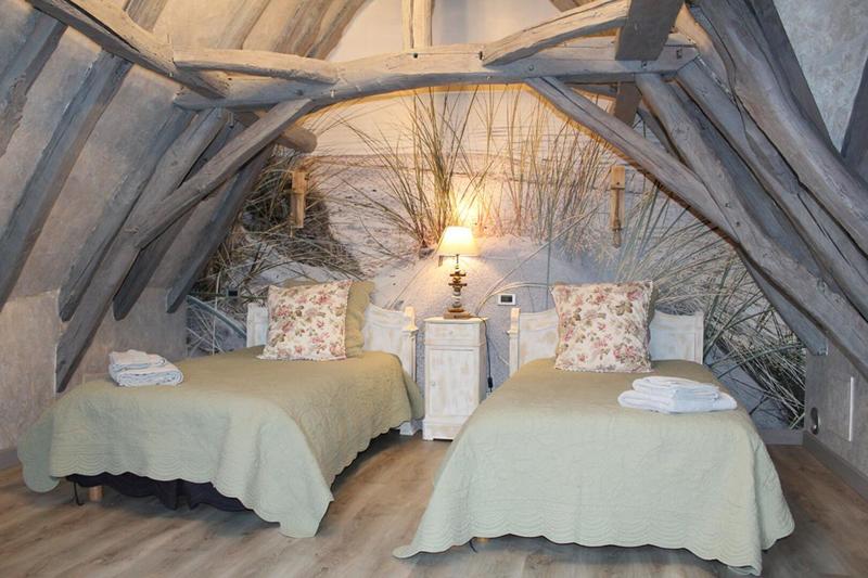 Demeure - 245 m² - 10 pièces