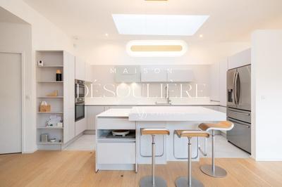 Villa - 220 m² - 7 pièces