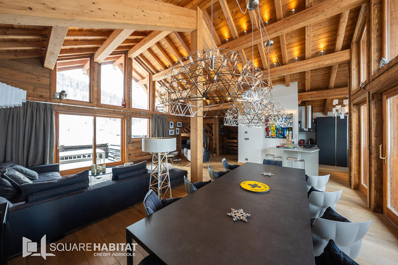 Châlet - 326 m² - 11 pièces