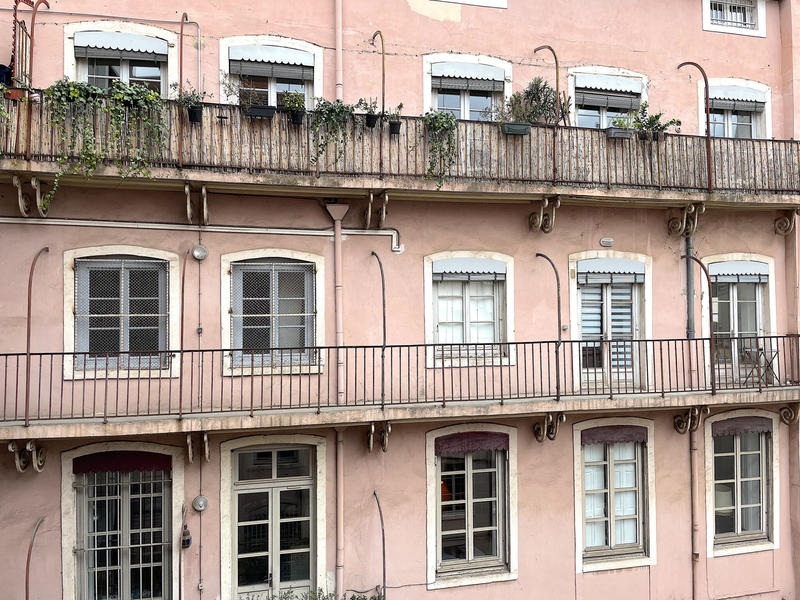 Appartement - 147 m² - 6 pièces