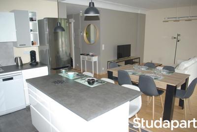 Chambre - 13 m² - 1 pièce