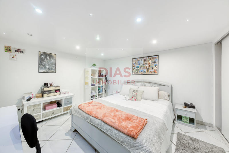 Maison - 126 m² - 1 pièce