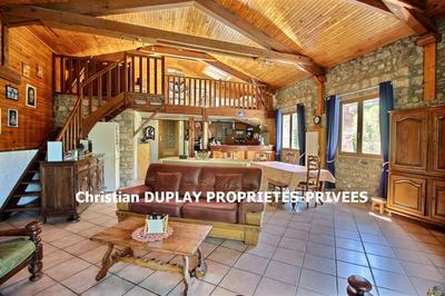 Maison - 189 m² - 6 pièces