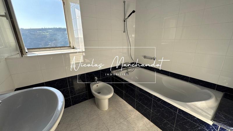 Maison - 125 m² - 7 pièces