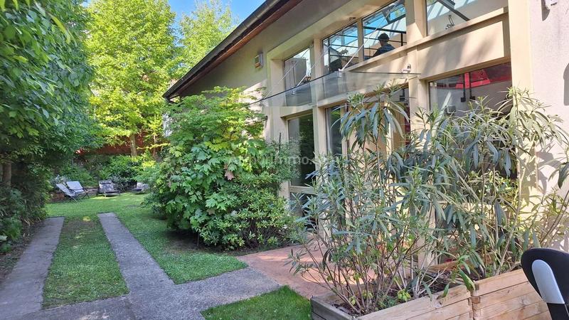 Appartement - 168 m² - 5 pièces