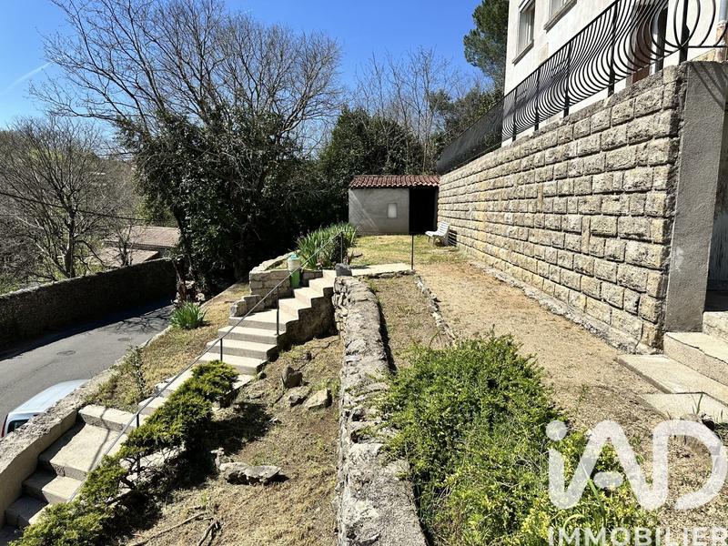 Maison - 205 m² - 8 pièces