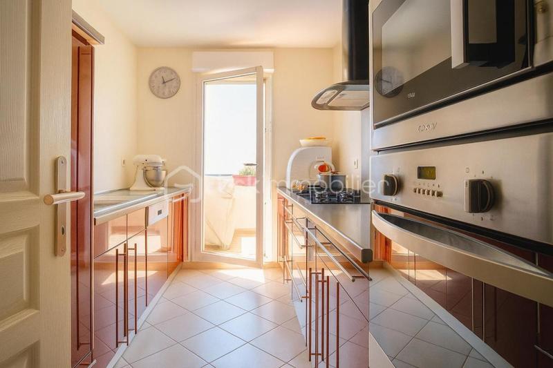 Appartement - 81 m² - 4 pièces
