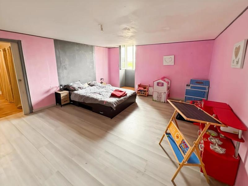 Maison de village - 140 m² - 5 pièces