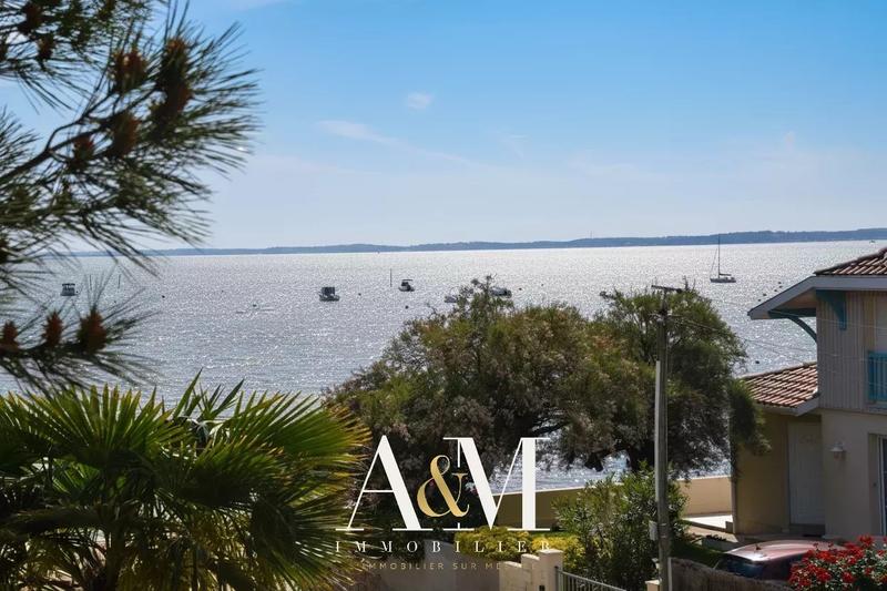 Maison - 171 m² - 7 pièces